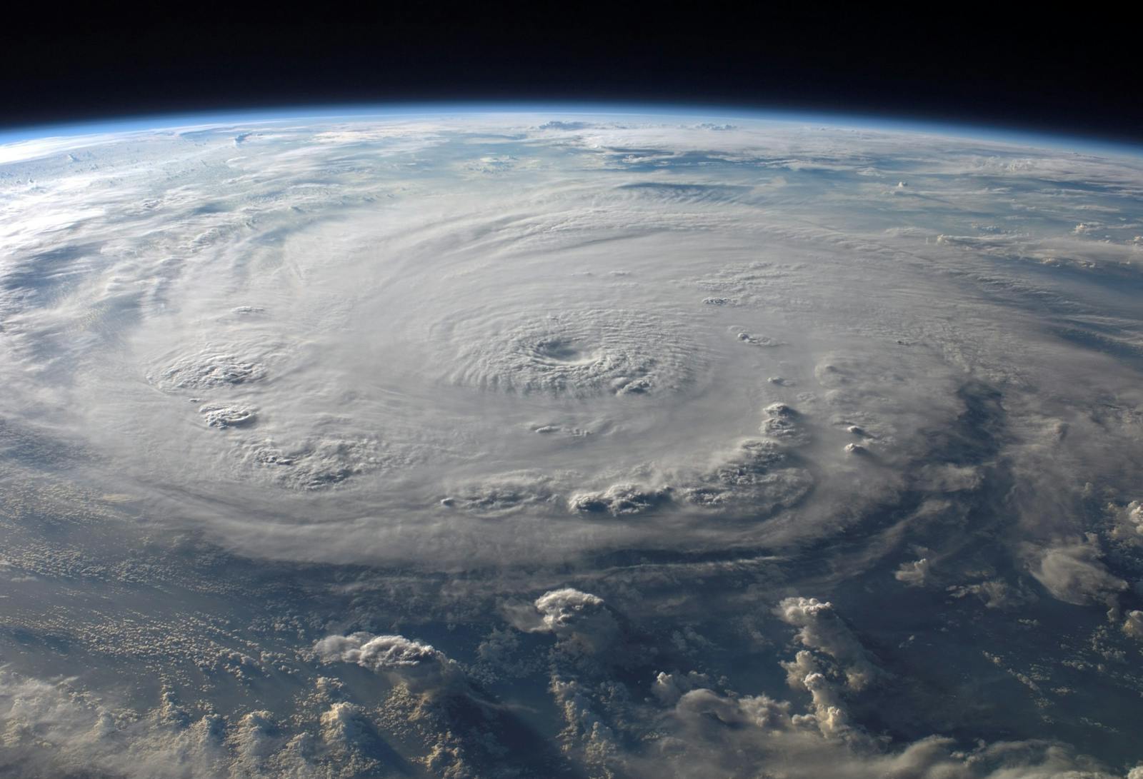 How Hurricane Season Affects Business Insurance for Florida Companies